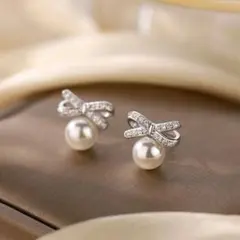 No55 上品 リボン パール ピアス［シルバー］金属アレルギー対応 高品質