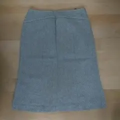 ☆23区　セミタイトスカート