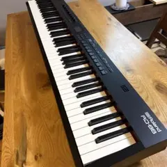 Roland ローランド ステージピアノ シンセサイザー RD-700SX - メルカリ