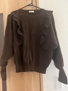 ローリーズファーム　フリルニットプルオーバー　フリーサイズ