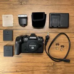 □ 美品 □OLYMPUS OM-D E-M1X ボディ 2483 - メルカリ