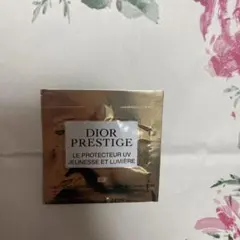DIOR プレステージ ホワイト ル プロテクター UV ルミエール 01
