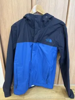 The North Face フード付きジャケット ブラック/ブルー