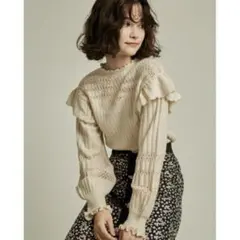 透かし編みニットトップス