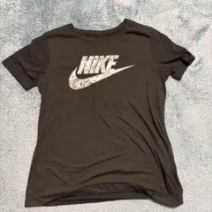 Nike ブラック Tシャツ Mサイズ