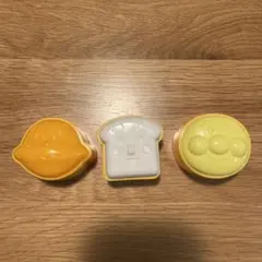 アンパンマン　おむすび型