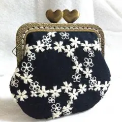 Item thumbnail for item 046a42bb-feac-4563-9ba0-0b6ecb029896