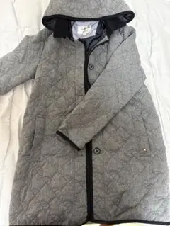 グレー キルティングジャケット フード付き