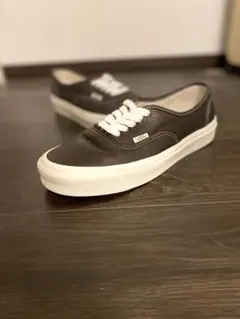ほぼ未使用品　VANSバンズ authentic 44DX レザー