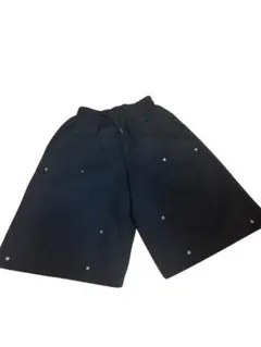 黒 ワイドシルエット ショートパンツ