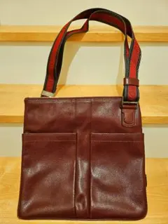 サルヴァトーレフェラガモ　 レザー ショルダーバッグ　Ferragamo