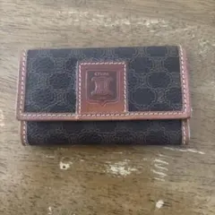 CELINE ブラウン レザー キーケース - メルカリ