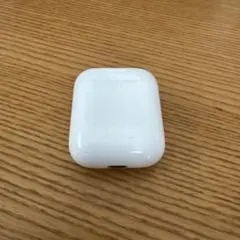 【ジャンク】AirPods(第二世代)ホワイト 充電ケース付き