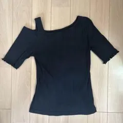 オフショルダー ブラック Tシャツ 半袖