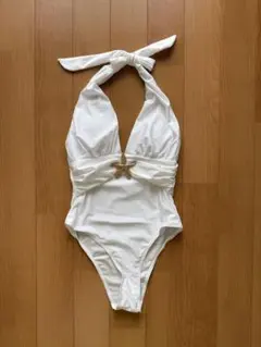 お値下げ中　ホワイト ワンピース水着 ロングスカート付き