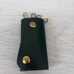 ブラックレザーのキーケース