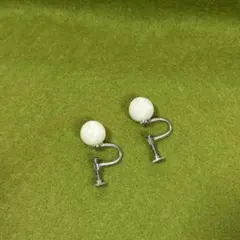 Item thumbnail for item d29db206-dc80-4a6a-a29c-2151b9219d7f