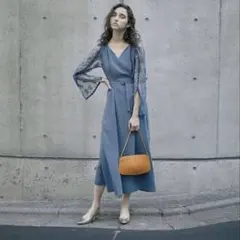 【極美品】アメリヴィンテージ LACE SLEEVE REFINED DRESSのサムネイル