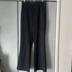 黒のフレアパンツ ボタン＆ゴムウエスト