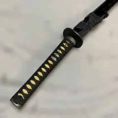 高級居合刀 宮本武蔵拵え 黒柄 海鼠透し鉄鍔 黒呂鞘 - メルカリ