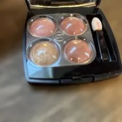 CHANEL レ キャトル オンブル 368 ゴールデン メドウのサムネイル