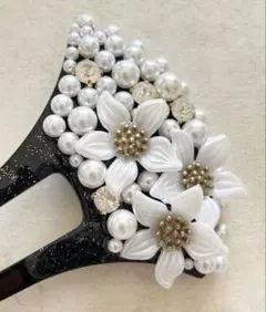 かんざし パール バチ型 二本挿し 和装 髪飾り 白花 着物 結婚式 入学式