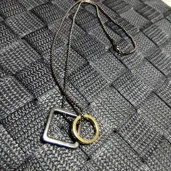 幾何学的デザイン ネックレス シルバー ゴールド