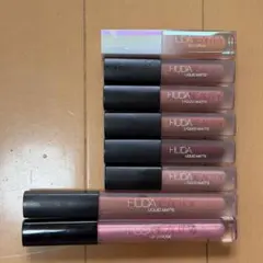HUDA BEAUTY & KKW BEAUTYリップセットのサムネイル