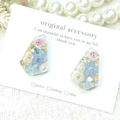 #4130/ハンドメイド♡押し花ドライフラワーレジンピアス