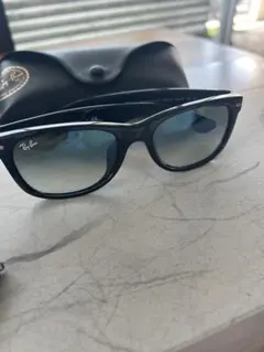レイバン AIサングラス Lサイズ・マットブラック(Wayfarer Gen1 