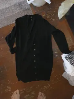 2回着用美品‼️H＆M ロングカーディガン 黒 6ツ ボタン付き　L
