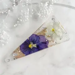 ドライフラワー ヘアクリップ　ビオラ　オレンジ　花　レジン