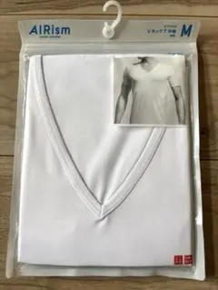 【本日18時まで値下！新品未使用】ユニクロAIRism (Vネック半袖T)M