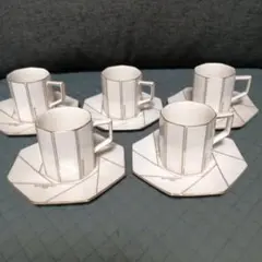 Item thumbnail for item 14ca406b-63b2-4654-abe1-38b49909c278