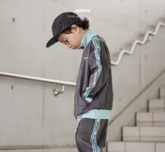 しまむら　とうくん スエードライクトラックジャケットumbro アンブロ　120のサムネイル