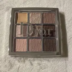 Dior バックステージアイパレット 002