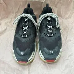 BALENCIAGA Triple S ブラック 39