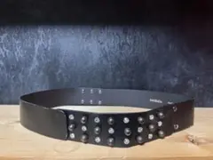 レザー　ビジュー　スタッズ　ラメ　ベルト　イタリア製