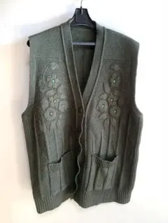 Item thumbnail for item 57eb033d-7a21-49a1-9276-901e46a127a6