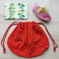 ハンドメイド　ポケットティッシュケース・パッチワーク　小銭入れ　ミニポーチ・巾着