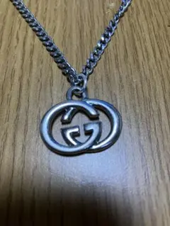 GUCCI グッチ クレスト 紋章 シルバー ネックレス レザーコード - メルカリ