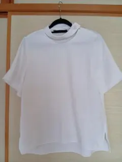 ZARA WOMAN ホワイト ハイネック 半袖トップスのサムネイル