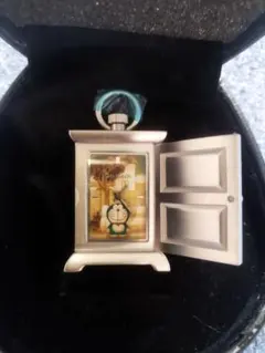 【限定品】1999年 ドラッチ 懐中時計 どこでもドア（ドラえもん グッズ ） 限定品】1999年 ドラッチ 懐中時計 どこでもドア（ドラえもん グッズ