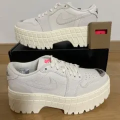 新品NIKE24.5cmナイキ エアジョーダン1 ロー ブルックリン アイボリー