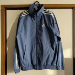adidas originals ナイロンジャケット