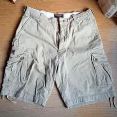 アバクロンビー&フィッチ　ショートカーゴ