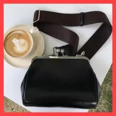 【値下げ中】　新品　大人気　ショルダーバッグ　がま口　ブラック レディース　②