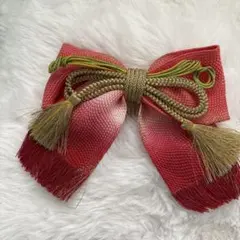赤と金の和風ヘアアクセサリー