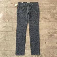 Item thumbnail for item 690676dd-2751-4798-b530-931838356b1a