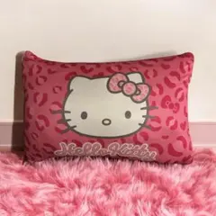 【新品】ハローキティ ピンクヒョウ柄クッション